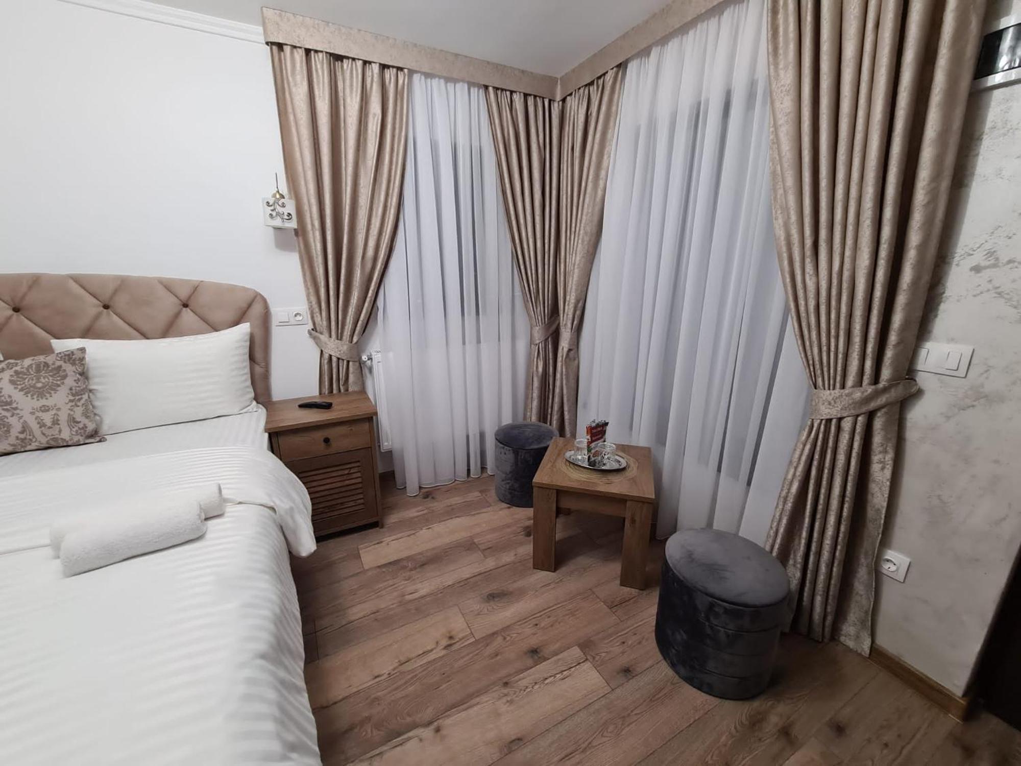 Bella Vista Bungalow Turda Habitación foto
